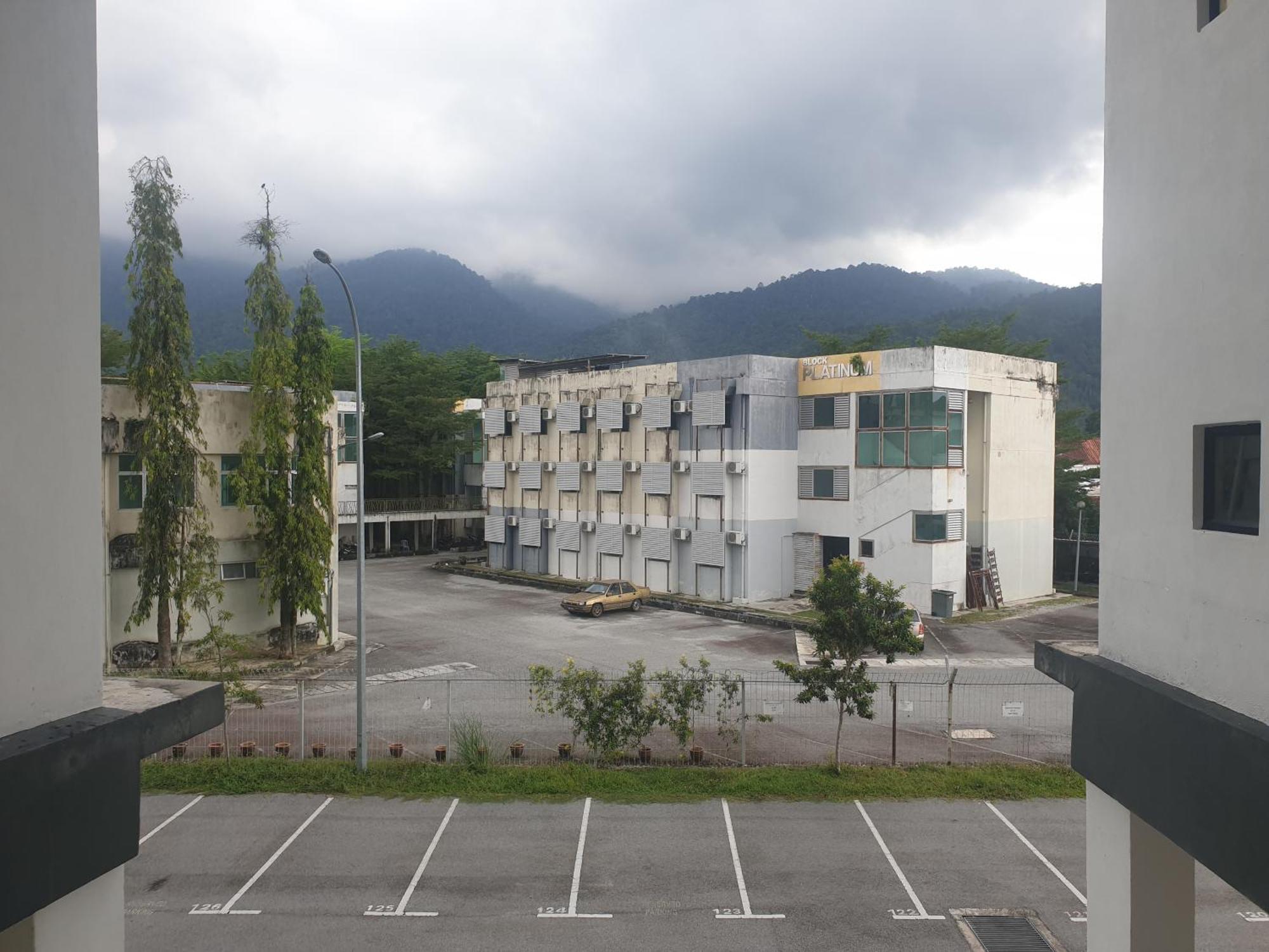 Unisuites Roomstay Kampar Esterno foto